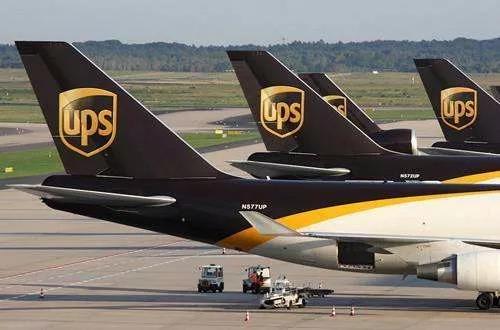 美國包裹量創(chuàng)新高！UPS、亞馬遜等暫停時(shí)效保證并漲價(jià)